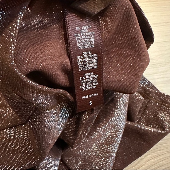 Skims Shimmer Cropped TShirt Top - Picture 6 of 6